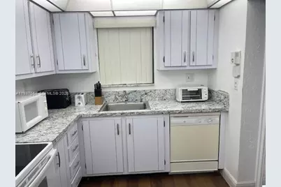 6020 NW 44th St #406, Lauderhill, FL 33319 - Photo 10