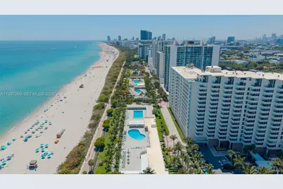 2899 Collins Ave #1422, Miami Beach, FL 33140 - Photo 2