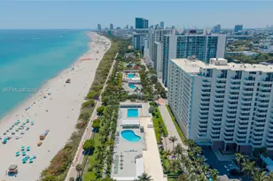 2899 Collins Ave, Miami Beach, FL 33140 - Photo 2