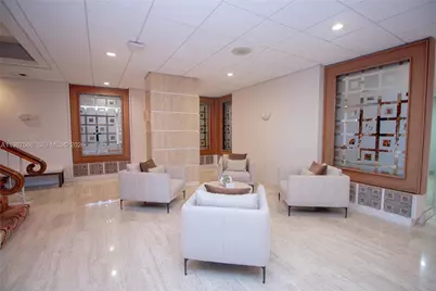 2899 Collins Ave #1422, Miami Beach, FL 33140 - Photo 20