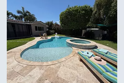1411 Harding St, Hollywood, FL 33020 - Photo 16