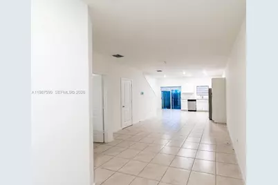 137 NE 3rd Ct, Florida City, FL 33034 - Photo 4