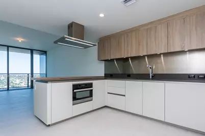 1000 Brickell Plz #4104, Miami, FL 33131 - Photo 16