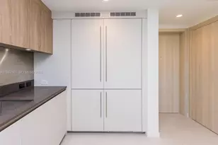 1000 Brickell Plaza, Miami, FL 33131 - Photo 14