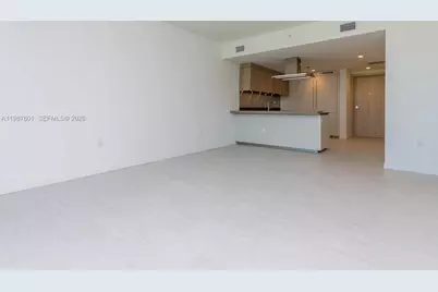 1000 Brickell Plz #4104, Miami, FL 33131 - Photo 6