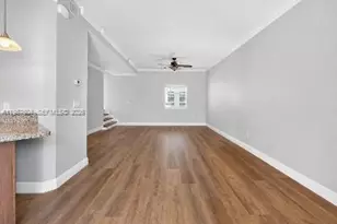 630 SE 15th St, Fort Lauderdale, FL 33316 - Photo 8