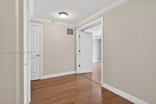 630 SE 15th St, Fort Lauderdale, FL 33316 - Photo 14