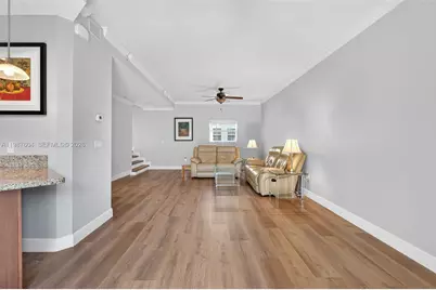 630 SE 15th St #5, Fort Lauderdale, FL 33316 - Photo 4