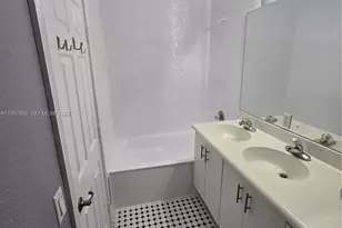 5630 NW 107th Ave, Doral, FL 33178 - Photo 16