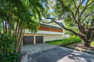 4041 S Le Jeune Rd, Miami, FL 33146 - Photo 4