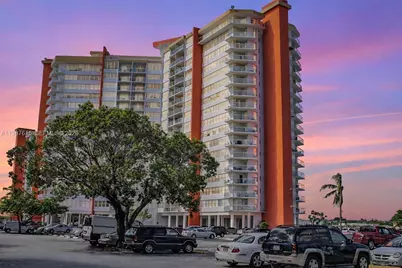 1351 NE Miami Gardens Dr #511E, Miami, FL 33179 - Photo 16