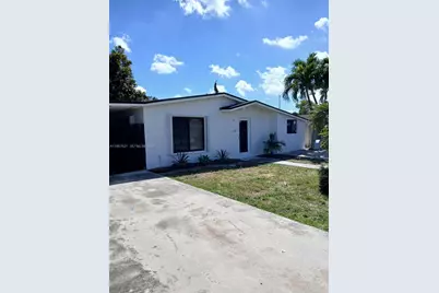 630 SE 3rd Pl, Hialeah, FL 33010 - Photo 1