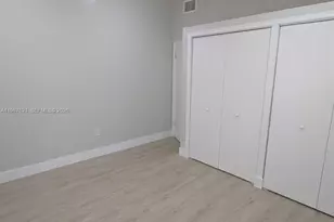 630 SE 3rd Pl, Hialeah, FL 33010 - Photo 6