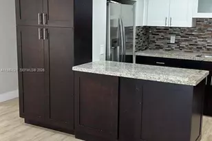 630 SE 3rd Pl, Hialeah, FL 33010 - Photo 4