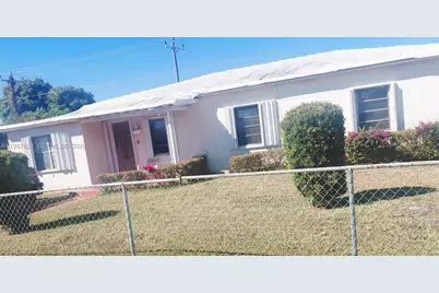 10845 Perry Dr, Miami, FL 33176 - Photo 1