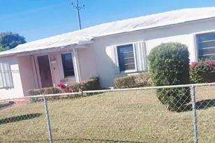 10845 Perry Dr, Miami, FL 33176 - Photo 1