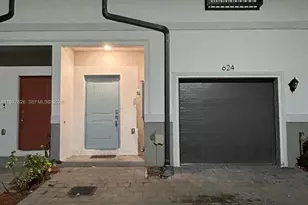 624 SW 12th St, Florida City, FL 33034 - Photo 1