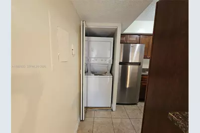 5686 Rock Island Rd #126, Tamarac, FL 33319 - Photo 8