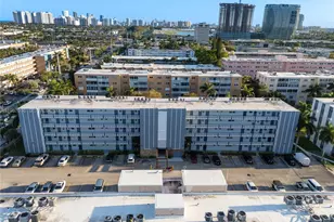 233 NE 14th Ave, Hallandale Beach, FL 33009 - Photo 1