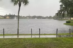 516 Briarwood Cir, Hollywood, FL 33024 - Photo 26