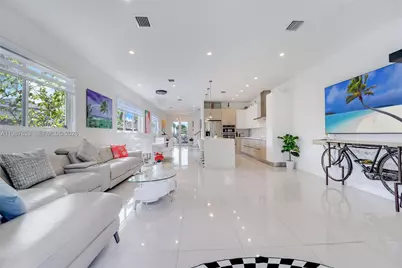 2943 SW 23rd St, Miami, FL 33145 - Photo 10