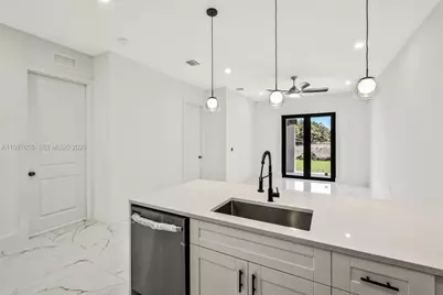 521/523 S Lillon Ave, Other City - In The State Of Florida, FL 33974 - Photo 40