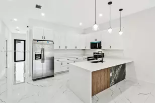521/523 S Lillon Ave, Other City - In The State Of Florida, FL 33974 - Photo 8