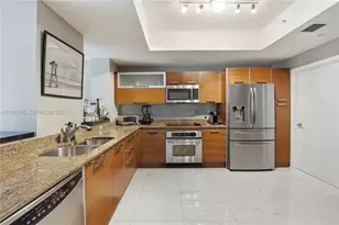 3330 NE 190th St, Aventura, FL 33180 - Photo 10