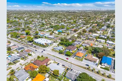 3630 SW 87th Ave, Miami, FL 33165 - Photo 2