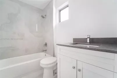 1165 NW 8th Ave #101, Miami, FL 33136 - Photo 8