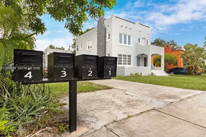 327 SW 20th St #2, Fort Lauderdale, FL 33315 - Photo 2
