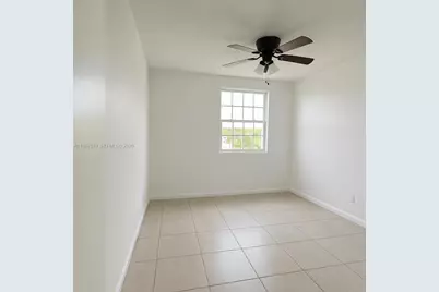 9715 Fontainebleau Blvd #E309, Miami, FL 33172 - Photo 10