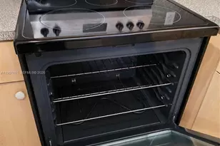 2911 SE 13th Ave, Homestead, FL 33035 - Photo 14