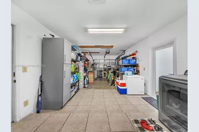 9621 NW 8th St, Pembroke Pines, FL 33024 - Photo 34