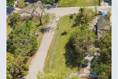 800 NW 30th St, Miami, FL 33127 - Photo 2