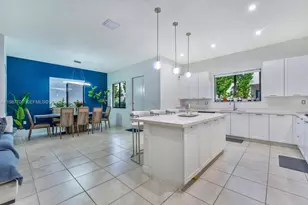 4346 NW 81st Ave, Doral, FL 33166 - Photo 8