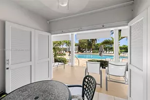 5055 Collins Ave, Miami Beach, FL 33140 - Photo 2