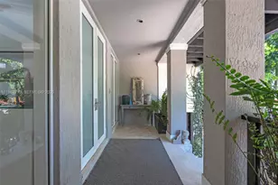 140 Hampton Ln, Key Biscayne, FL 33149 - Photo 36