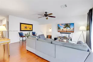 8390 N Missionwood Cir, Miramar, FL 33025 - Photo 8