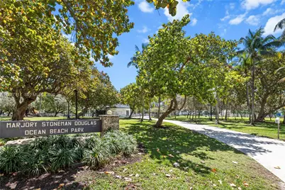 225 Collins Ave #5J, Miami Beach, FL 33139 - Photo 16