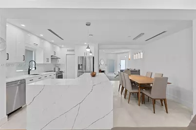 8926 Emerson Ave, Surfside, FL 33154 - Photo 10