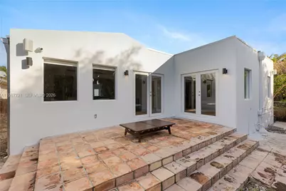 8926 Emerson Ave, Surfside, FL 33154 - Photo 32