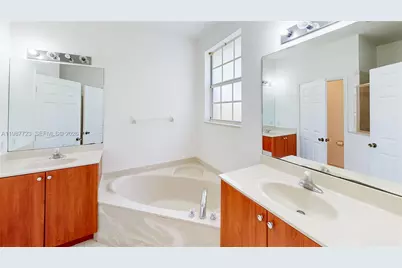 686 NE 21st Ave, Homestead, FL 33033 - Photo 38