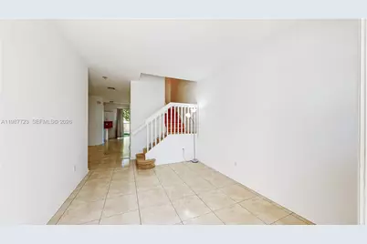 686 NE 21st Ave, Homestead, FL 33033 - Photo 6