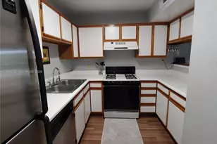 15300 SW 106th Terrace, Miami, FL 33196 - Photo 8