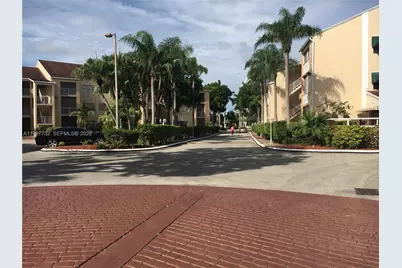 15300 SW 106th Ter #524, Miami, FL 33196 - Photo 2
