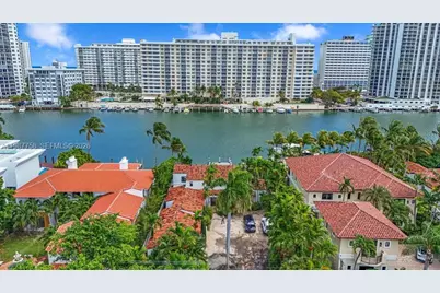 5661 Pine Tree Dr #0, Miami Beach, FL 33140 - Photo 1