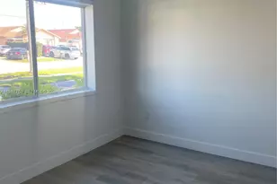 20700 SW 122nd Ave, Miami, FL 33177 - Photo 4