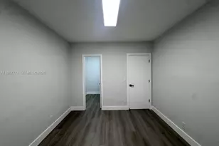 455 Golden Isles Dr, Hallandale Beach, FL 33009 - Photo 16