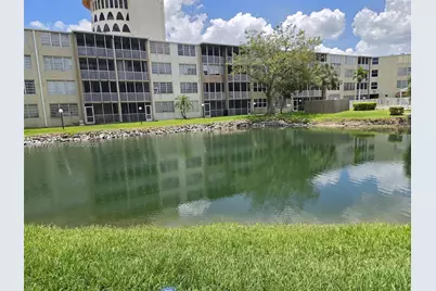 1700 NE 191st St #100, Miami, FL 33179 - Photo 30